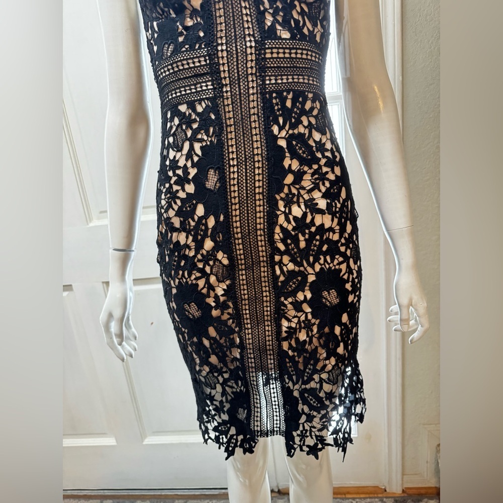 Astr Sexy Black and Cream Lace Mini Dress Size XS - Picture 8 of 15